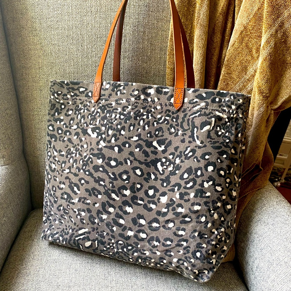 A Madewell The Canvas Transport Tote: Print Edition Grey Cheetah Bag